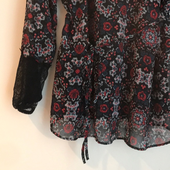 Wendy Bellissimo Black Lace Flower Blouse - Picture 6 of 16